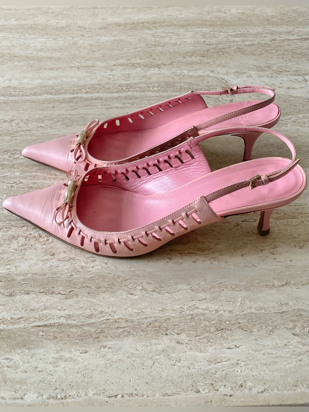 Vintage Gucci Cutout Bamboo Bow Slingback Heels - Picture 4 of 10